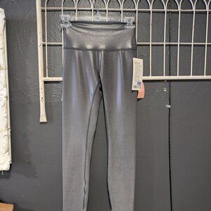 BNWT Lululemon Size 4 Wunder Train HR Tight 25" in Foil